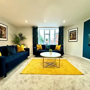 Chic 3br - Near & Shops! Bournemouth